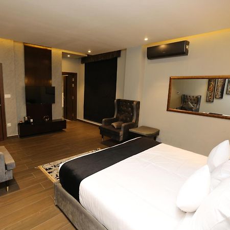 The Orchard Hotel Лахор Номер фото